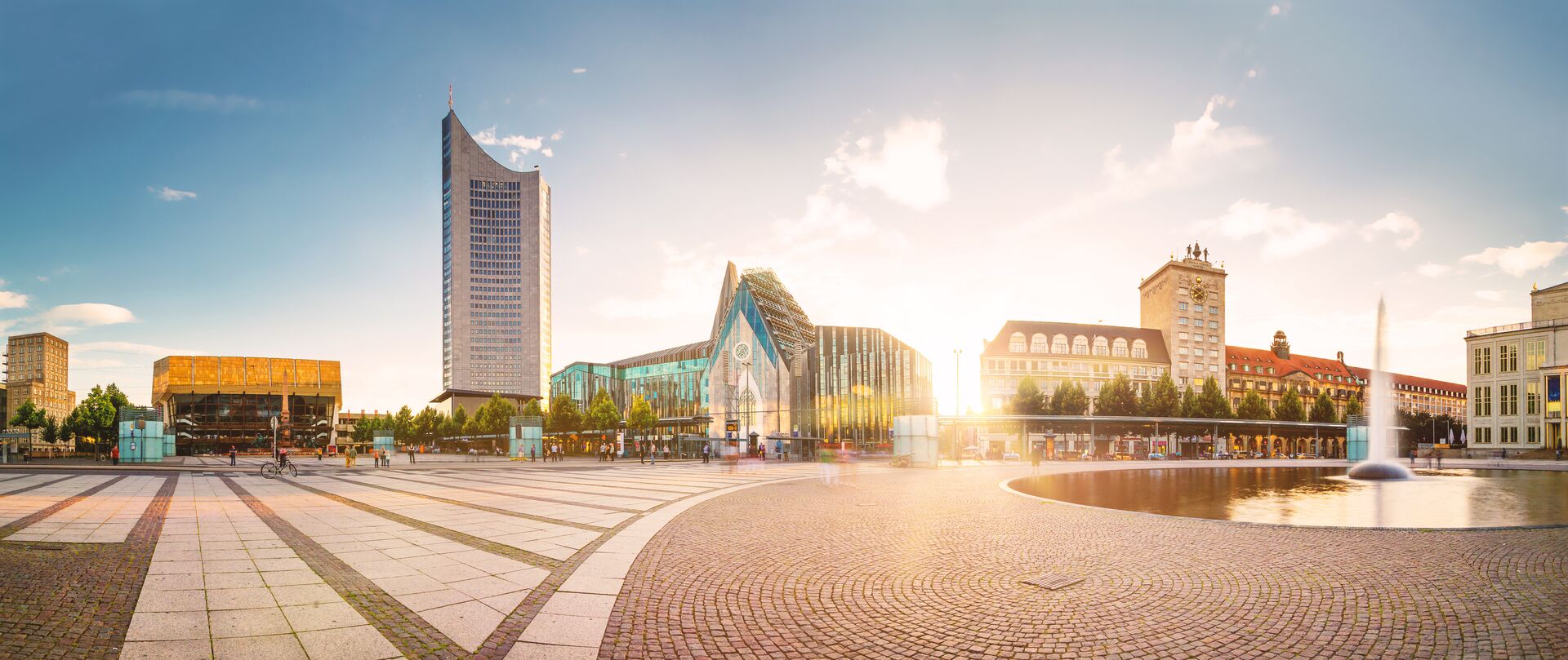 Panoramablick auf Leipzig zum Cityhochhaus