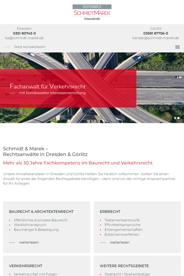 Tablet-Ansicht der Schmidt-Marek.de Website mit Leistungsangebot und Kontaktmöglichkeiten
